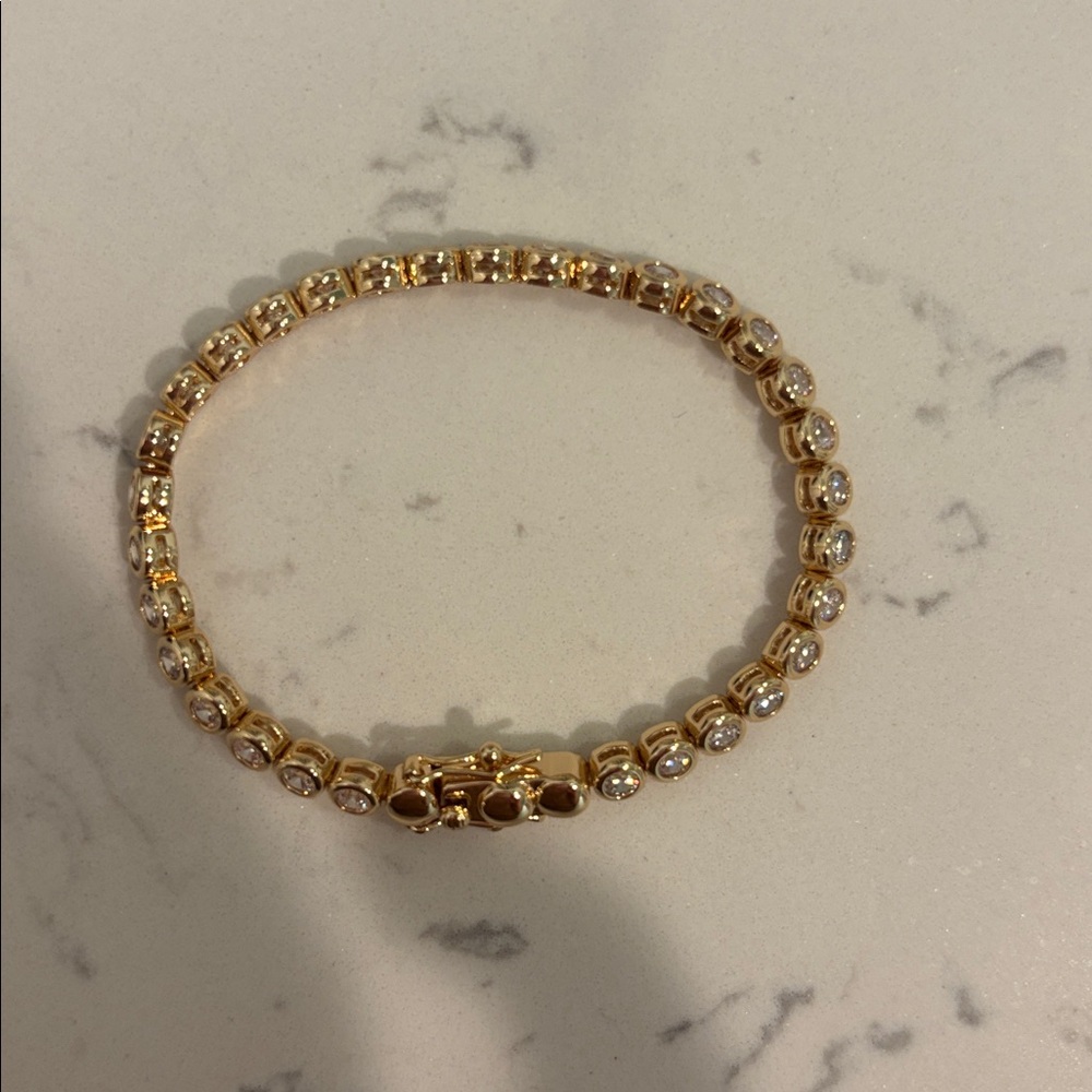 Lili Claspe Gold Tennis Bracelet